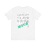 Women's Workout T-Shirt - "Críticas de Proteína" | Stylish & Motivational Activewear