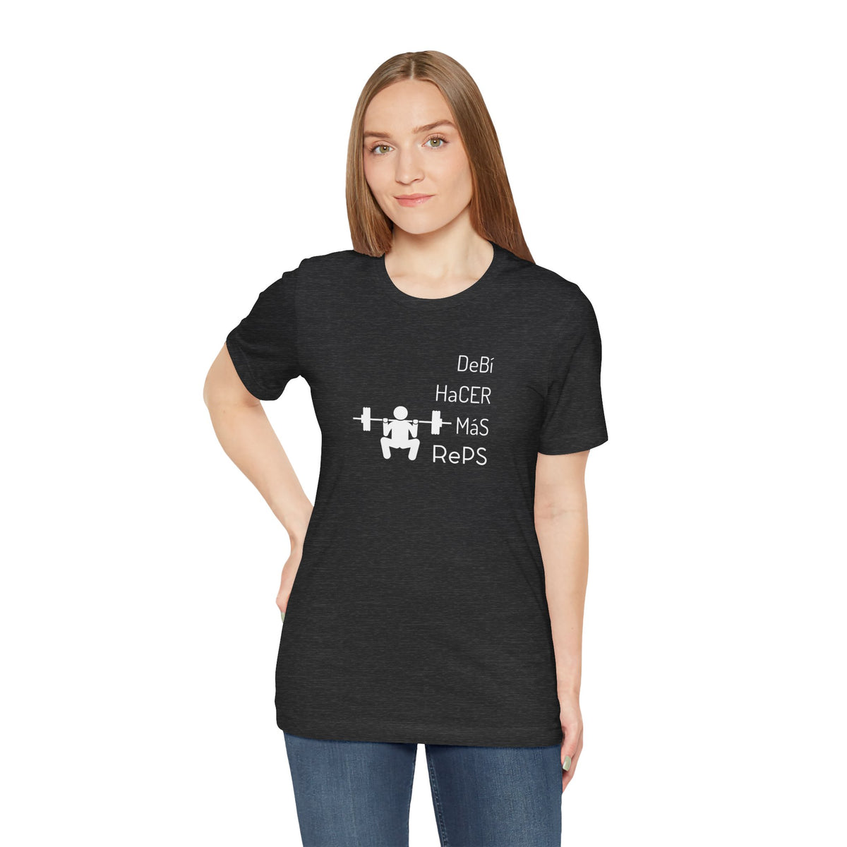 Camiseta de Entrenamiento Unisex - "DeBi HaCER MaS RePS" | Ropa Deportiva Audaz para Hispanos y Latinos