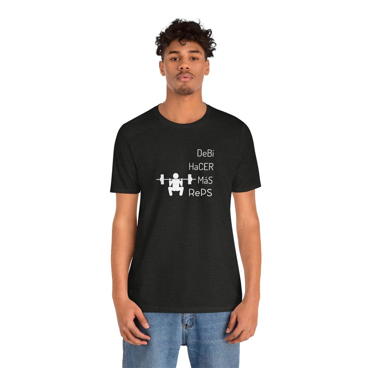 Camiseta de Entrenamiento Unisex - "DeBi HaCER MaS RePS" | Ropa Deportiva Audaz para Hispanos y Latinos