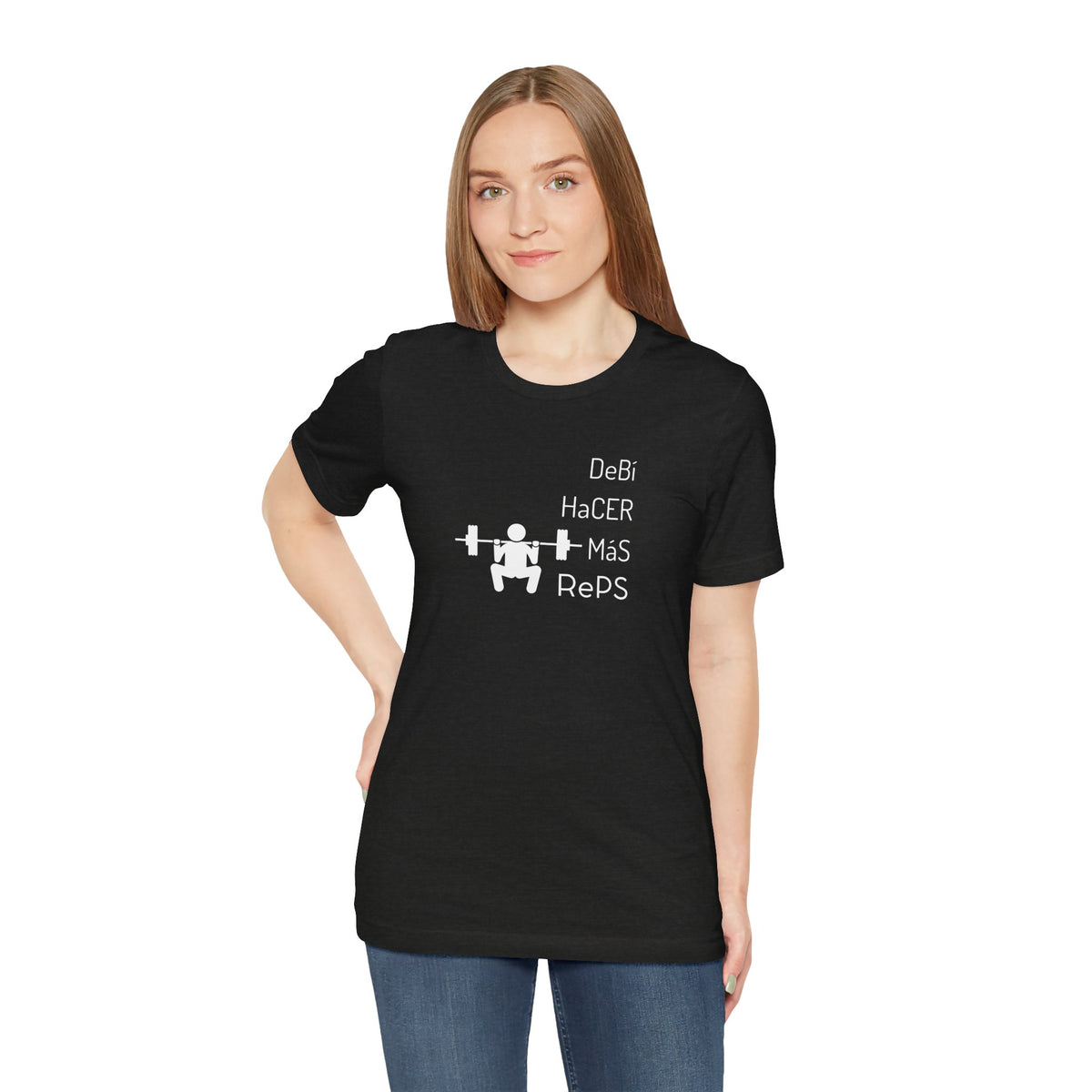 Camiseta de Entrenamiento Unisex - "DeBi HaCER MaS RePS" | Ropa Deportiva Audaz para Hispanos y Latinos