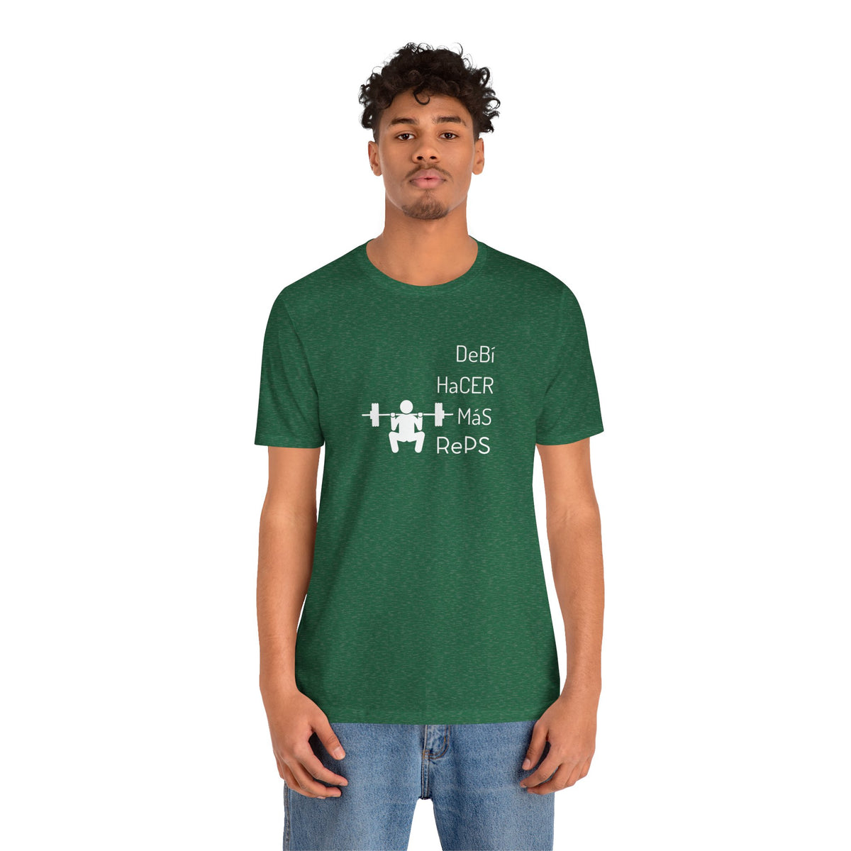 Camiseta de Entrenamiento Unisex - "DeBi HaCER MaS RePS" | Ropa Deportiva Audaz para Hispanos y Latinos