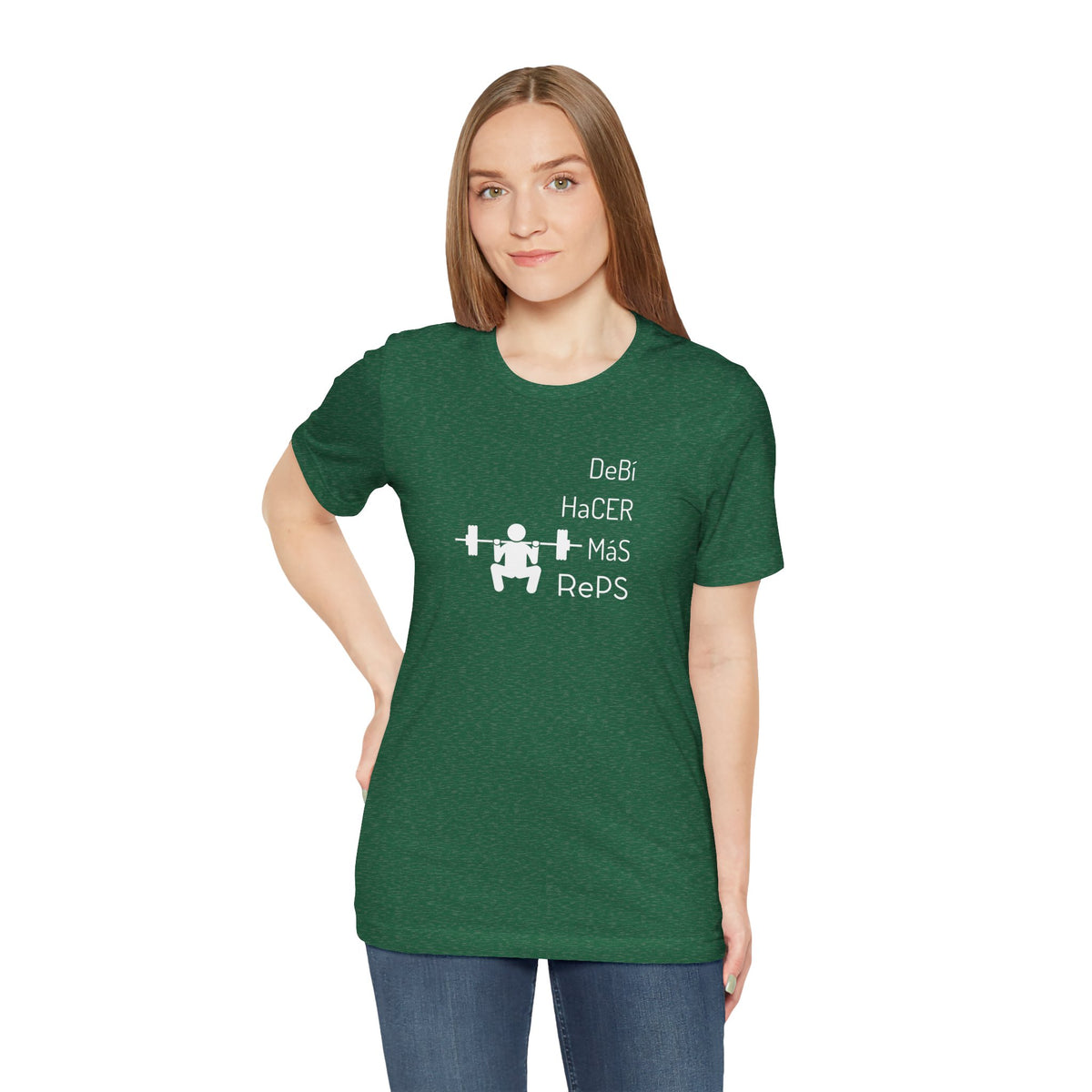 Camiseta de Entrenamiento Unisex - "DeBi HaCER MaS RePS" | Ropa Deportiva Audaz para Hispanos y Latinos