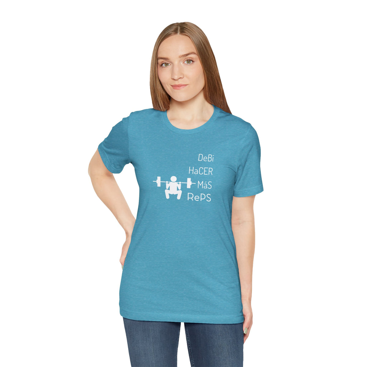 Camiseta de Entrenamiento Unisex - "DeBi HaCER MaS RePS" | Ropa Deportiva Audaz para Hispanos y Latinos